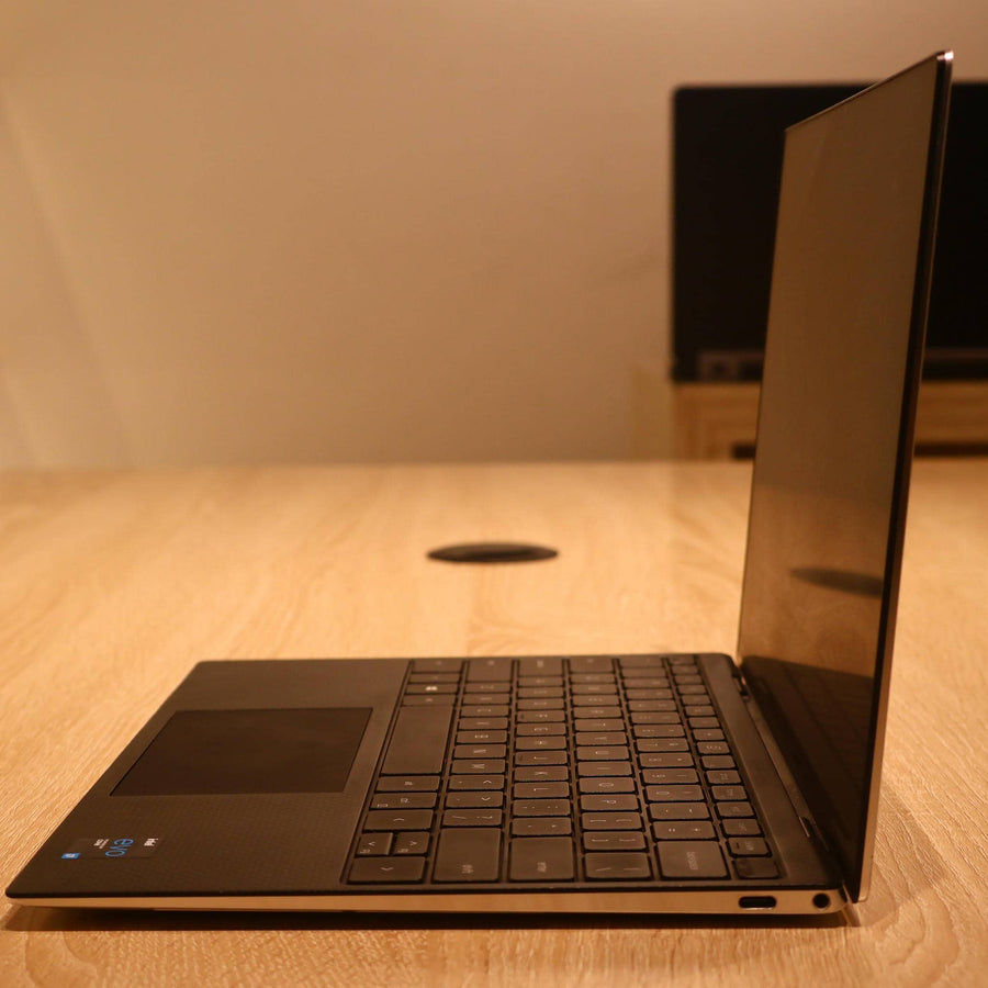 Dell XPS 13 9310 Core i7-11th Gen 16GB 512GB SSD 13.4 Inch Touch – Refurbished Laptop