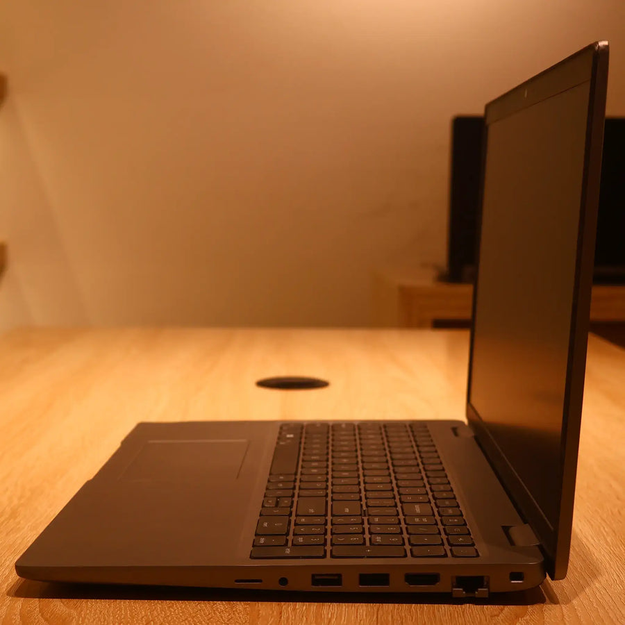Dell Latitude 5520 Core i5-11th Gen 16GB RAM 512GB SSD 15.6 Inch – Refurbished Laptop