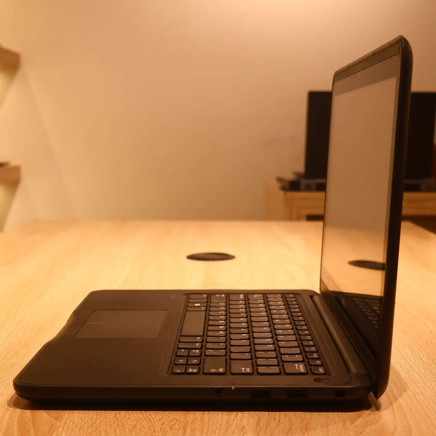 Dell Latitude 3380 Core i5-7th Gen 4GB RAM 500GB HDD 13.3 Inch – Refurbished Laptop
