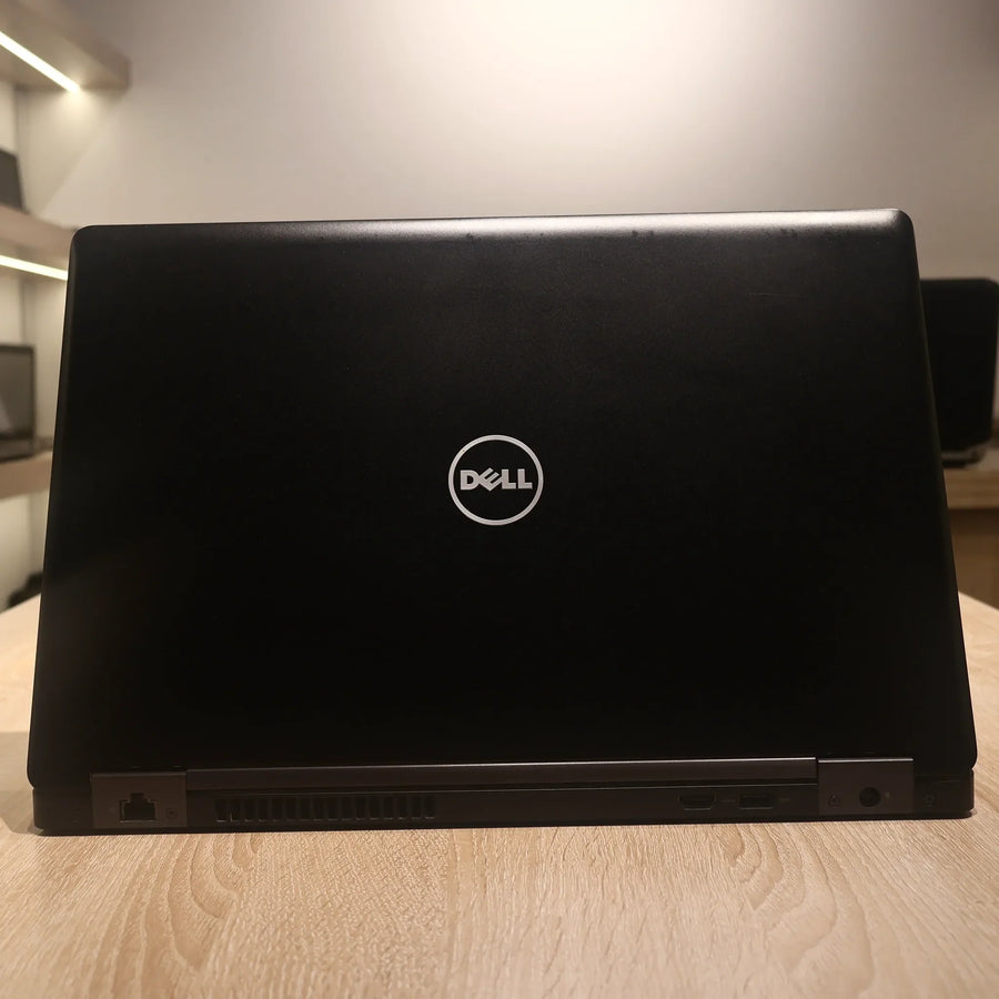 Dell Latitude 5580 Core i7 7th Gen 16GB 512GB SSD 15.6 Inch – Refurbished Business Laptop