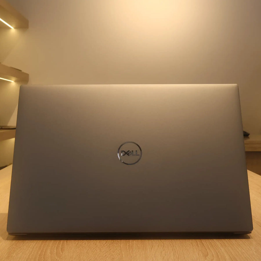 Dell Precision 5570 Core i7-12th Gen 32GB 512GB SSD 4GB Graphics 15.6 Inch – Refurbished Workstation Laptop